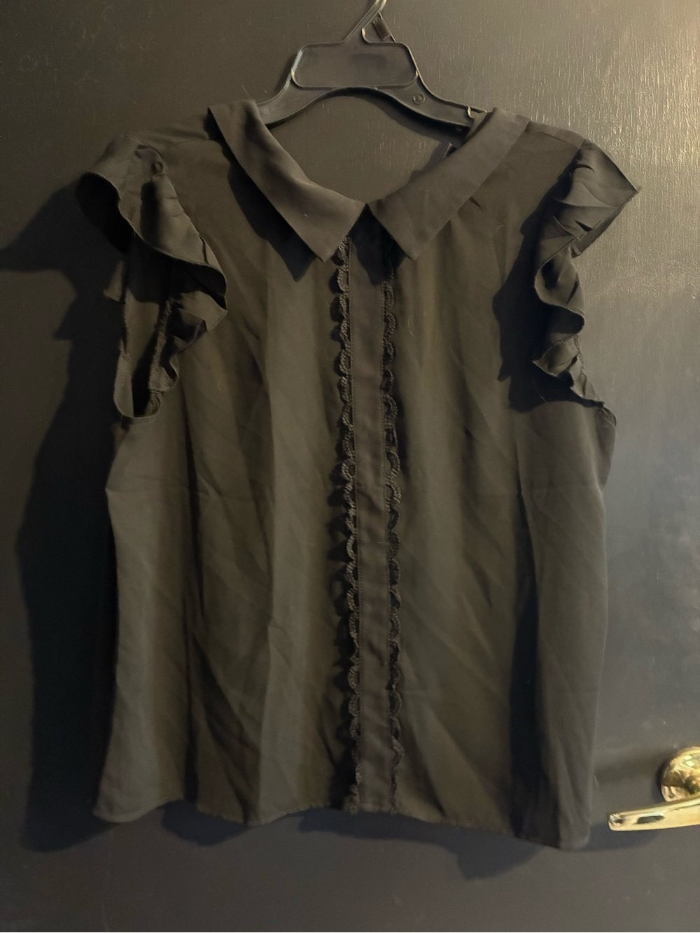Women’s Black Ruffle Sleeve Collar Top